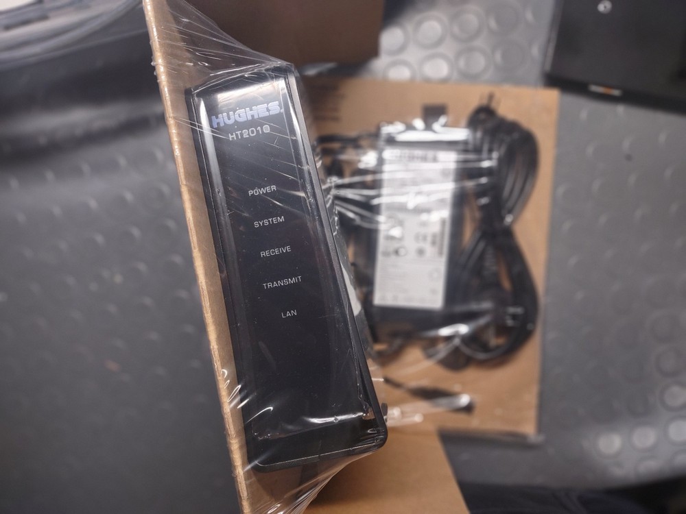 HUGHES HT2010 Satellite Router - Dual Band SATELLITE ROUTER DECODER