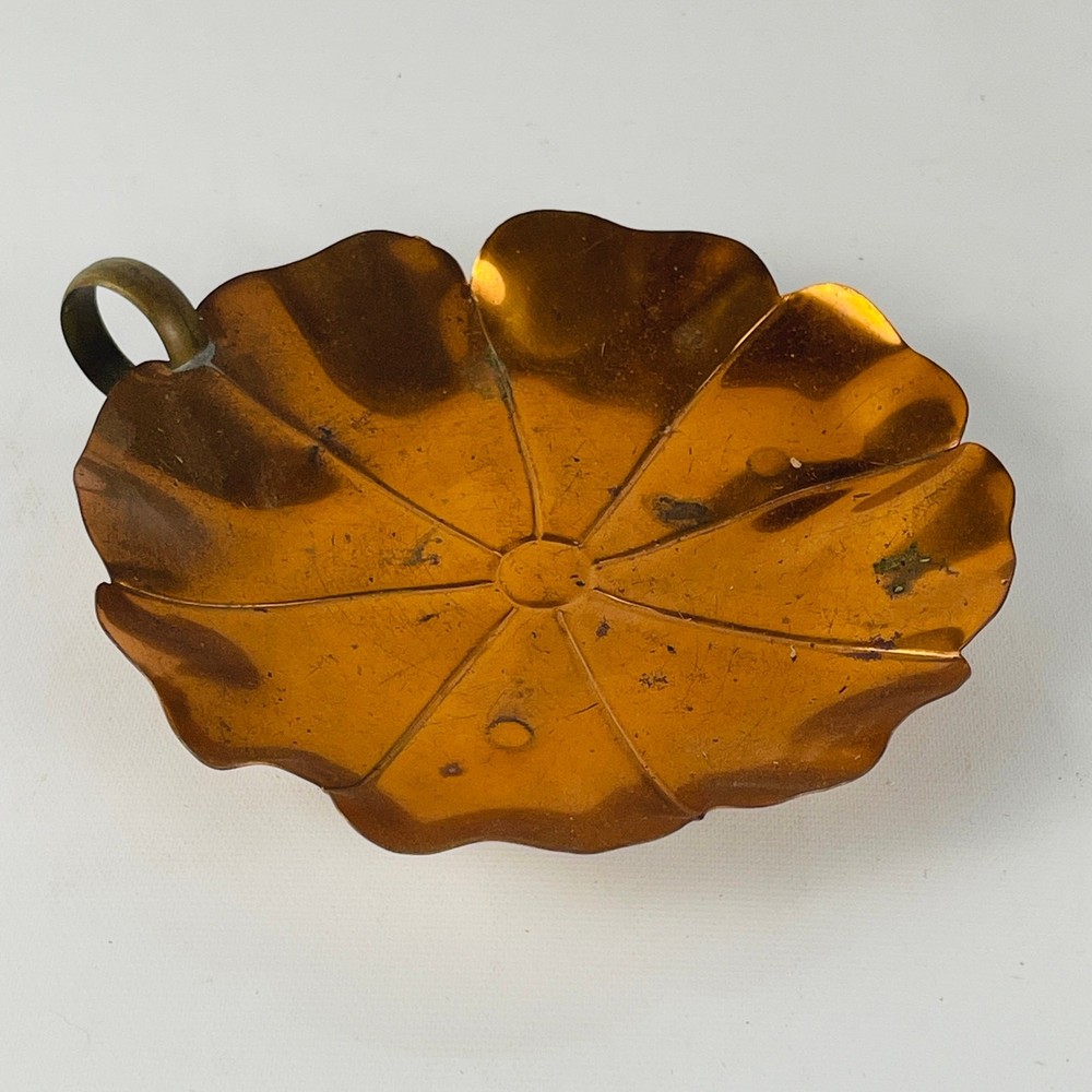 Vintage Thin Copper Dish with Handle 6 1/4”