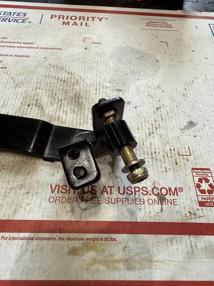 Mercruiser MPI Marine throttle cable mounting bracket