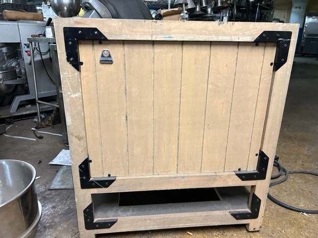 Southern Casearts (SAR-MC-2.8') Rolling refrigerated display
