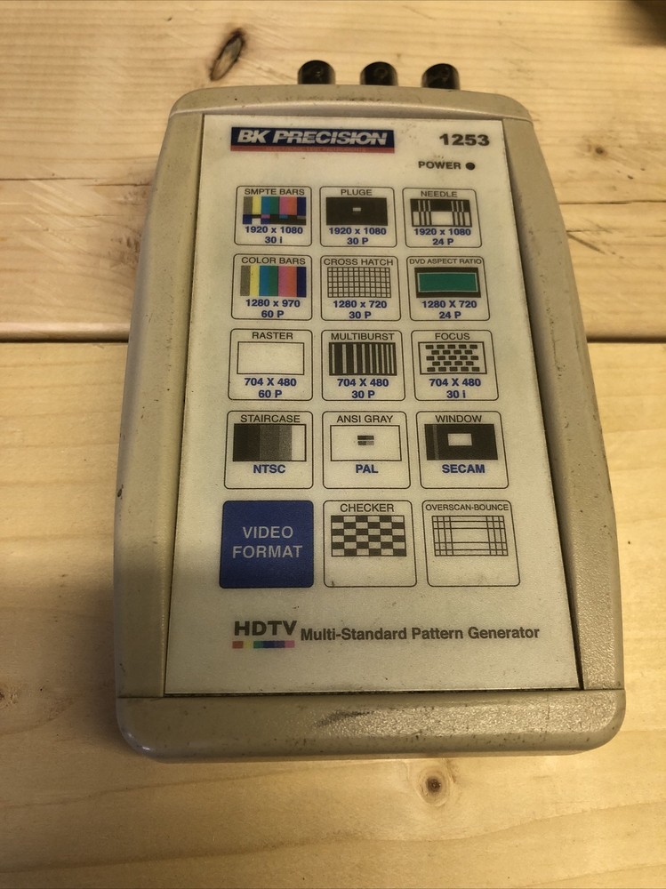BK PRECISION 1253 Handheld HDTV Pattern Generator