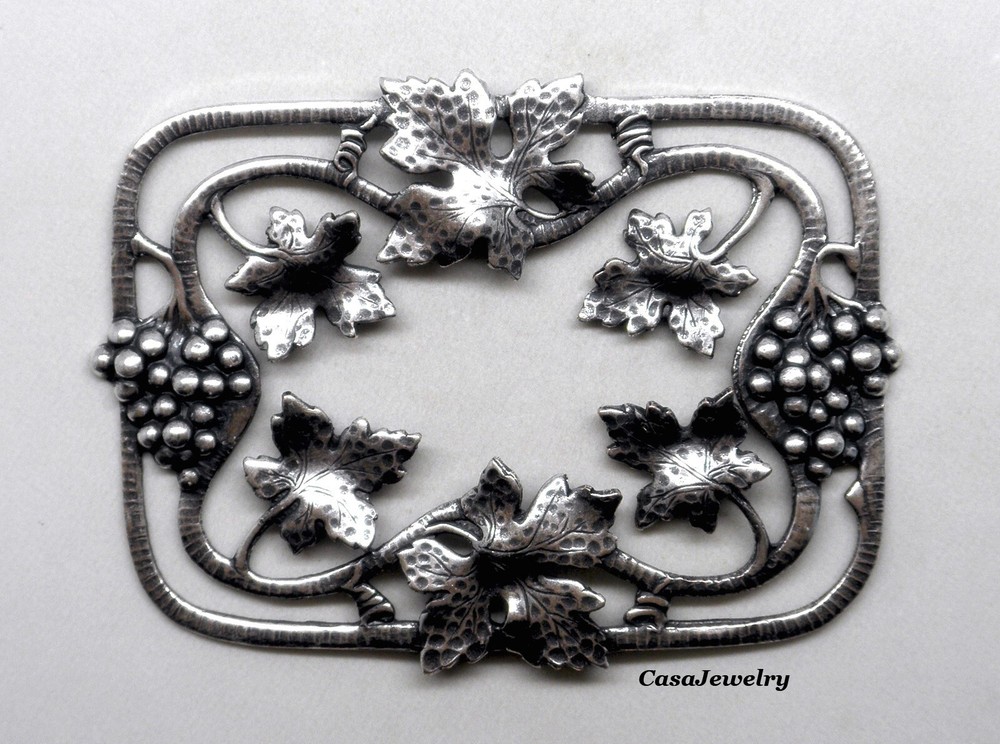 #6185 ANTIQUED STERLING SILVER PLATED RECTANGLE GRAPE/LEAVES COMPONENT - 1 PC