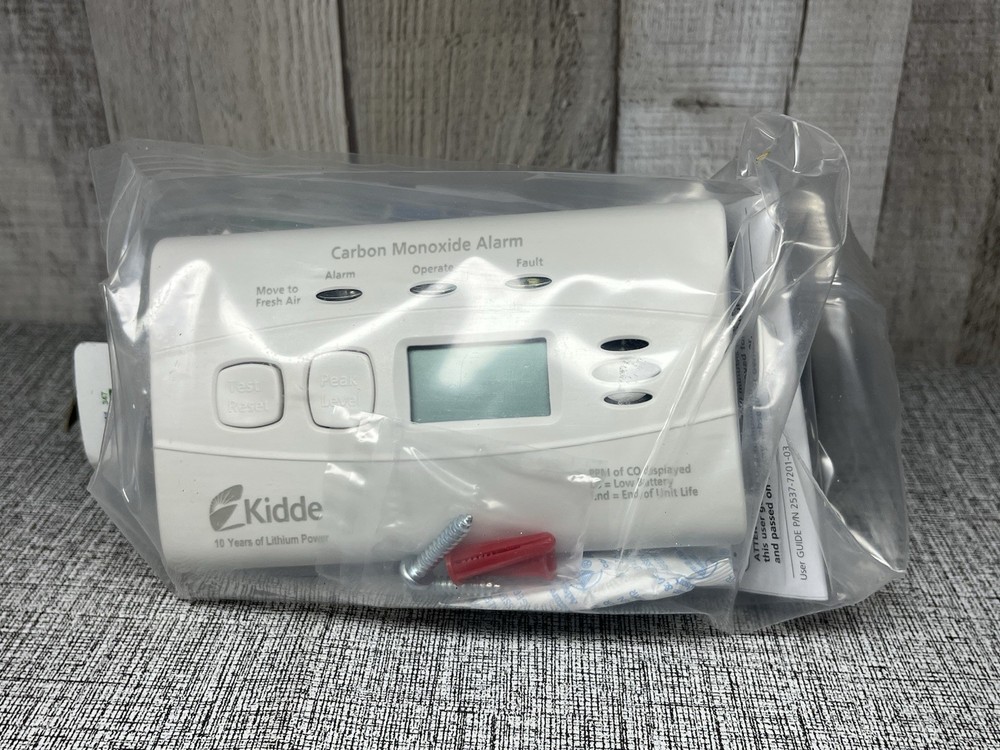 Kidde Carbon Monoxide Alarm Digital Display Model C3010-D Open Box