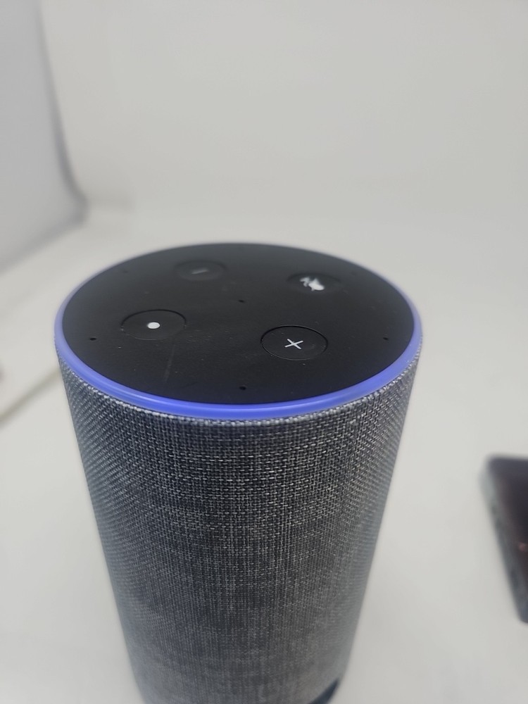Amazon Alexa 2nd Generation Smarts Speaker Echo Grey Pre Owned