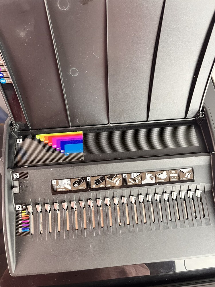 ACCO Brands GBC CombBind C20 Binding Machine