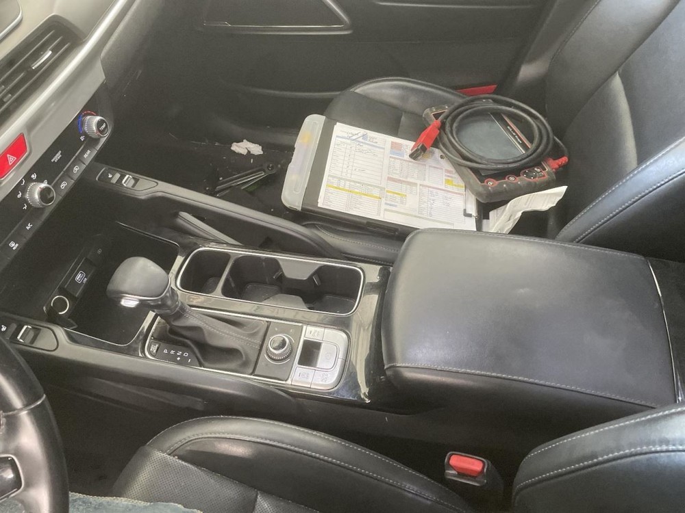 Fuse Box Engine Fits 20-22 TELLURIDE 1068561