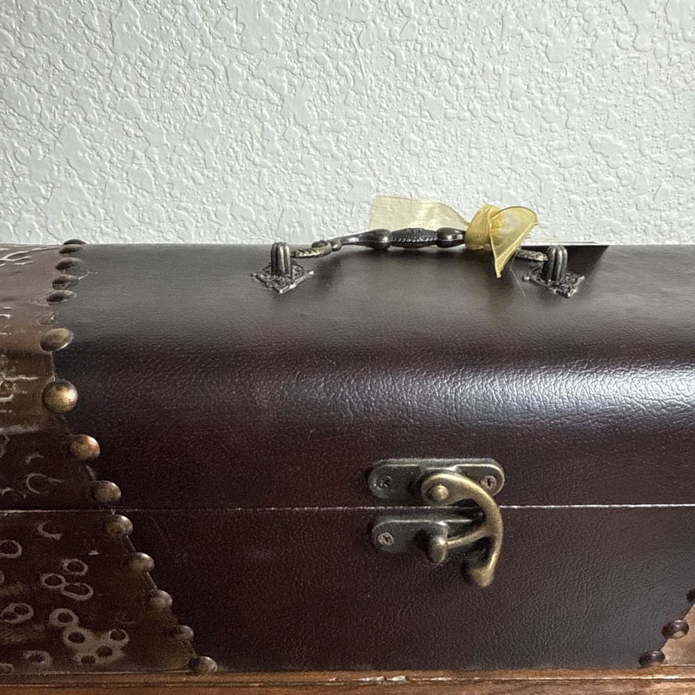 Rustic Tooled Carrying Case Wine Box