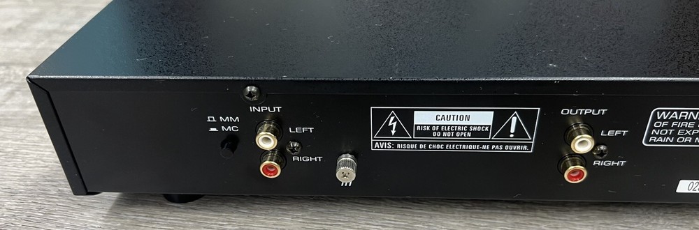 ROTEL RQ-970BX Phono Equalizer RQ-970BX
