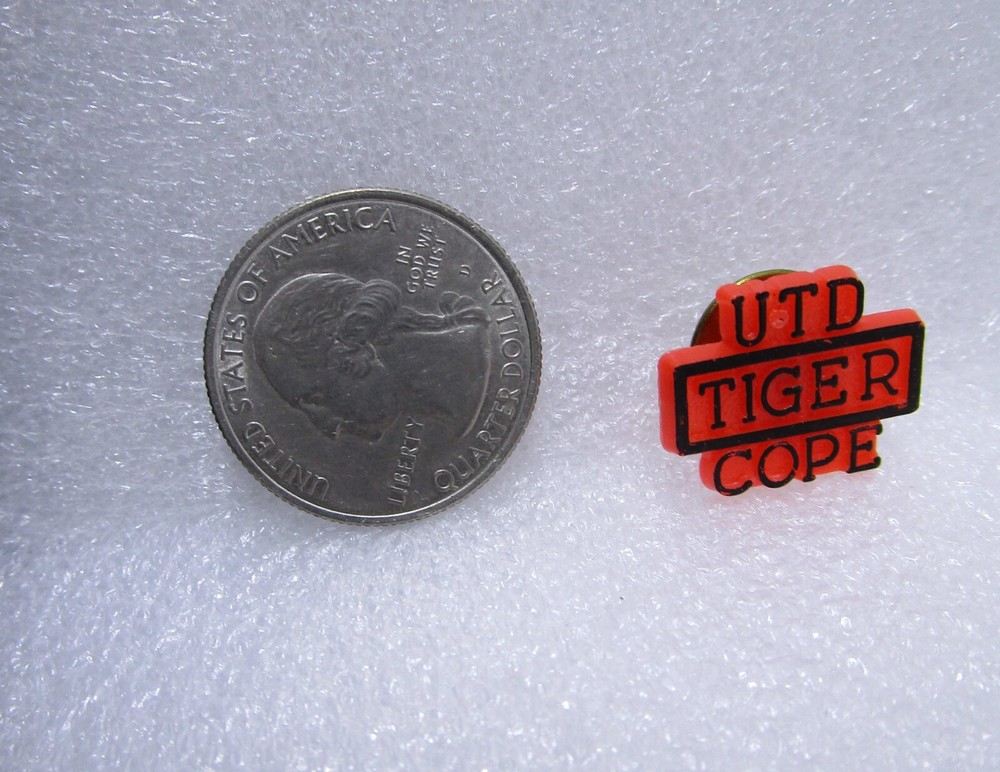 UTD Tiger Cope Plastic Pin