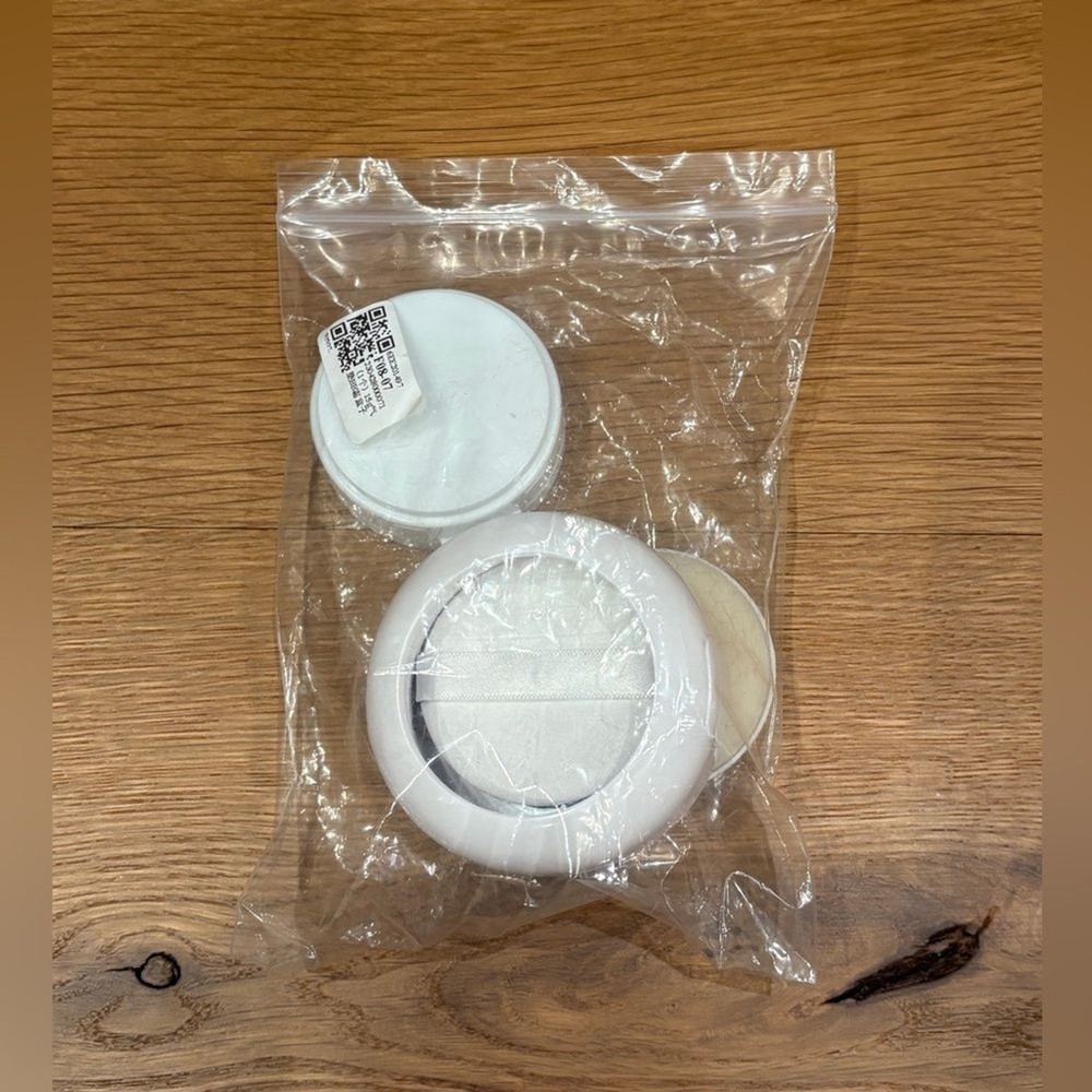 Young’s 0.5oz Empty Air Cushion Compact Mirror