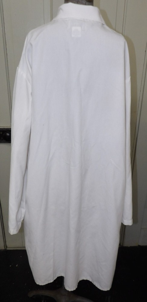 Hershey's The Hershey Company Authentic White Visitor Lab Coat