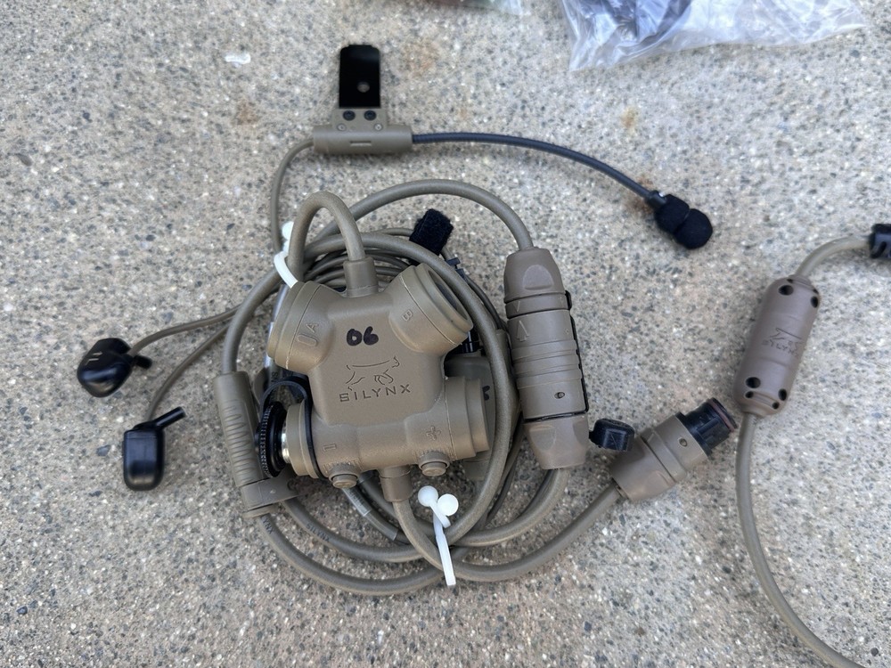 Silynx CLARUS Clarus Hearing Protection, and communication kit. Tan.