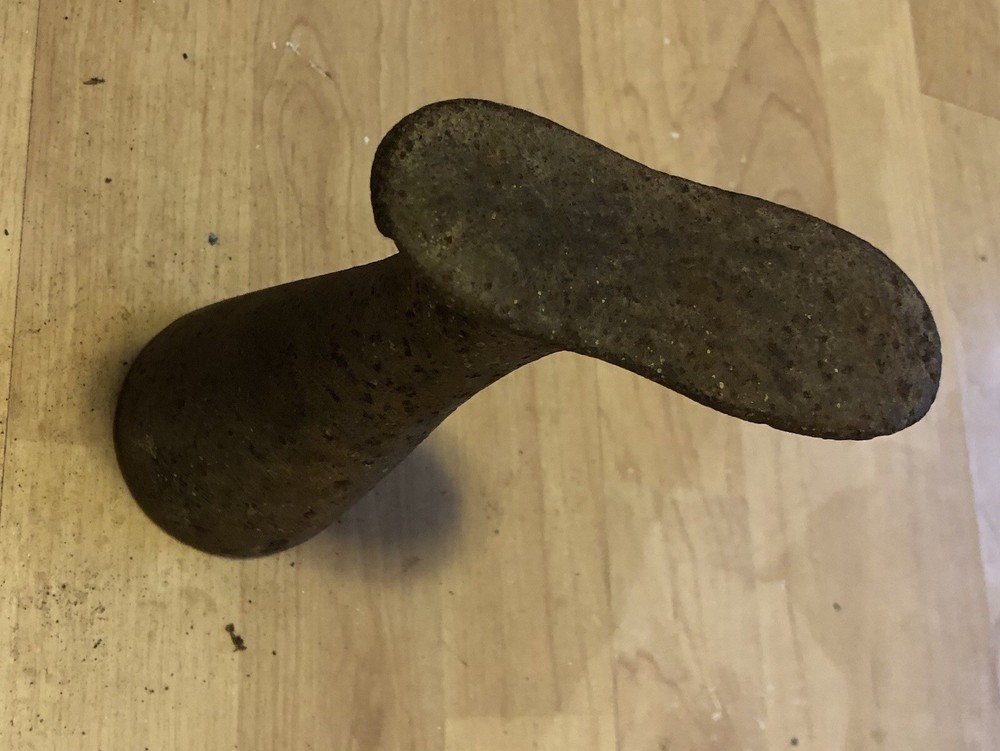 Charming Child's Cast Iron Shoe Last