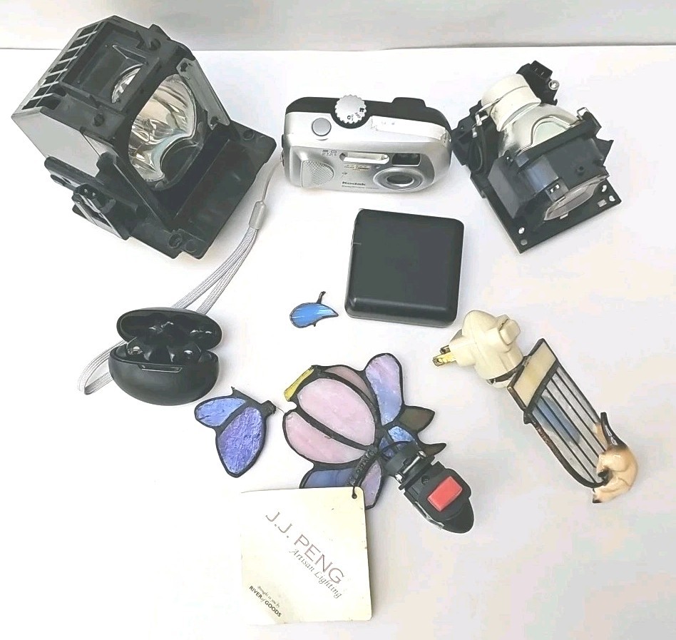 Miscellaneous Electronics For Parts - 7 Items