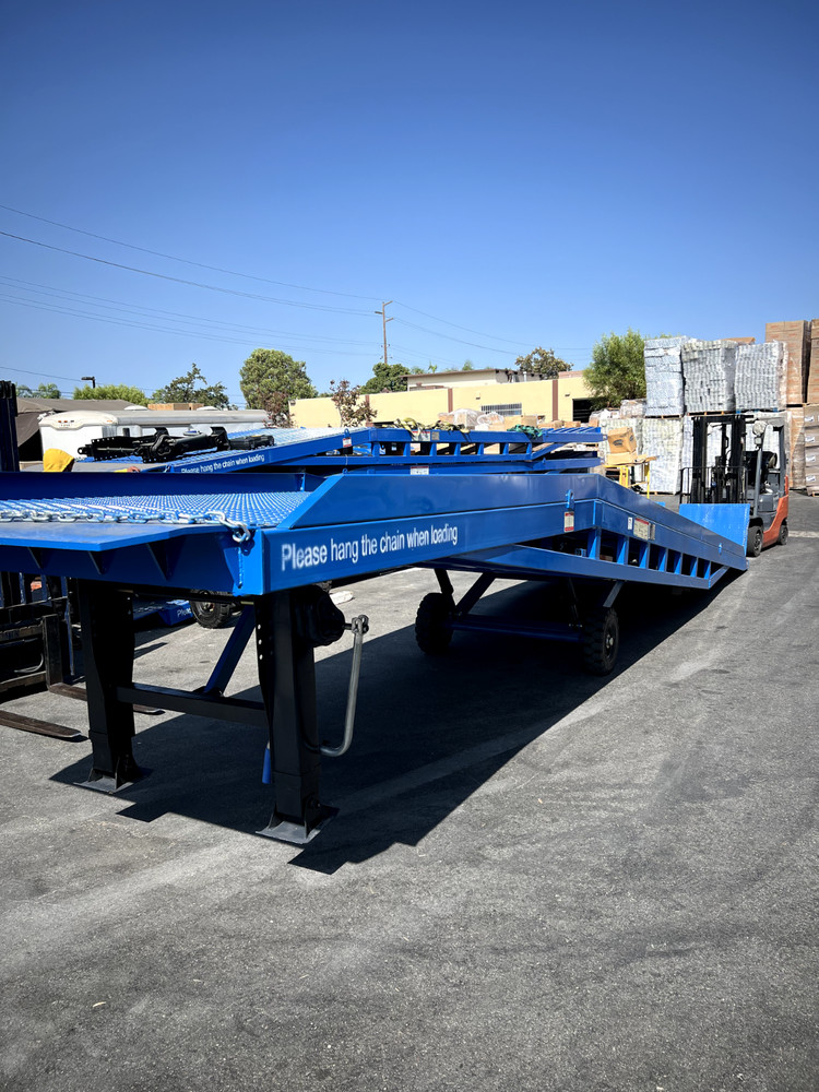 25K Capacity Mobile Loading Dock Yard Ramp 84" wide x 37' long
