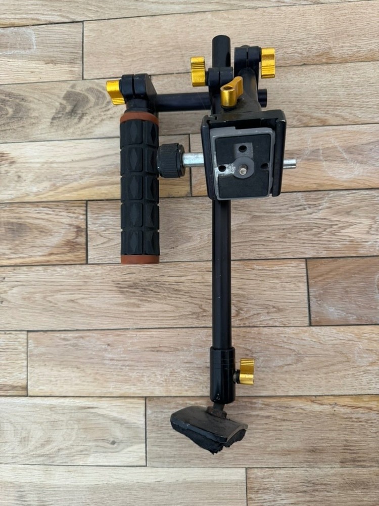 Professional 3-Axis DSLR/Mirrorless Camera Gimbal Stabilizer - Handheld