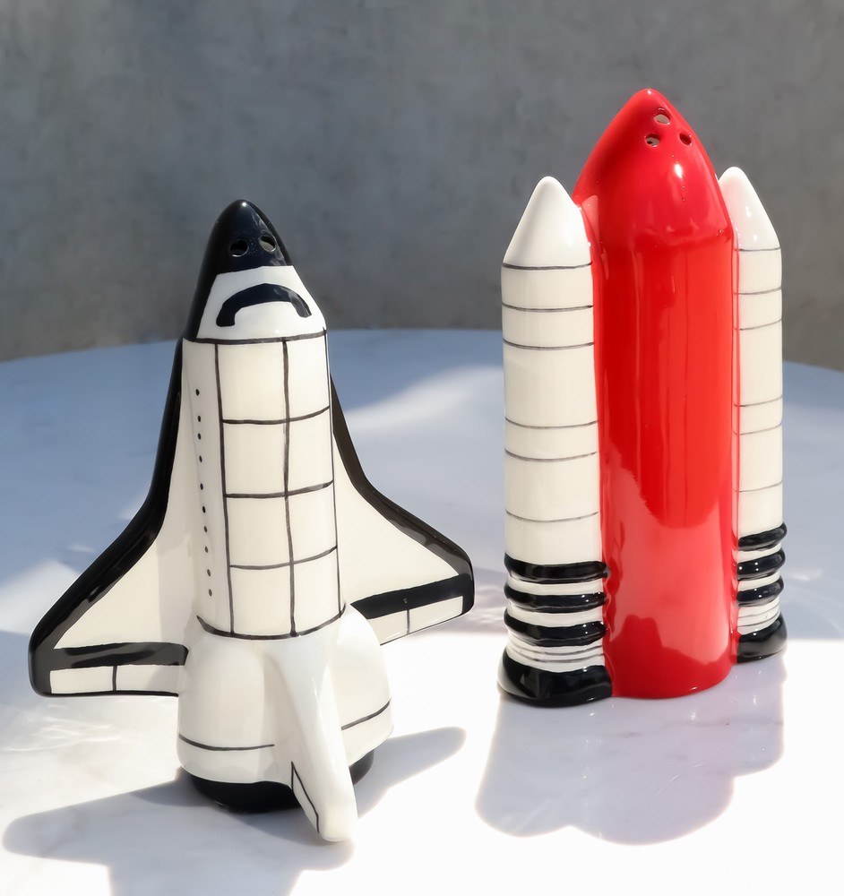 Space Shuttle Apollo Planets & Moon Exploration Salt And Pepper Shakers Set