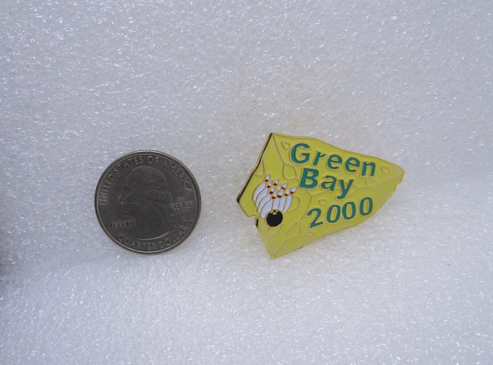 2000 Green Bay Bowling Cheese Pin