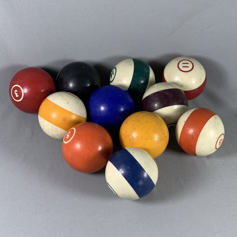 11 Vtg Pool Billiard Balls