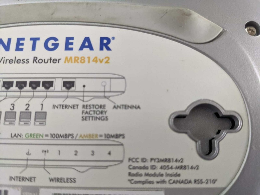 Netgear MR814V2 802.11b Wireless Router