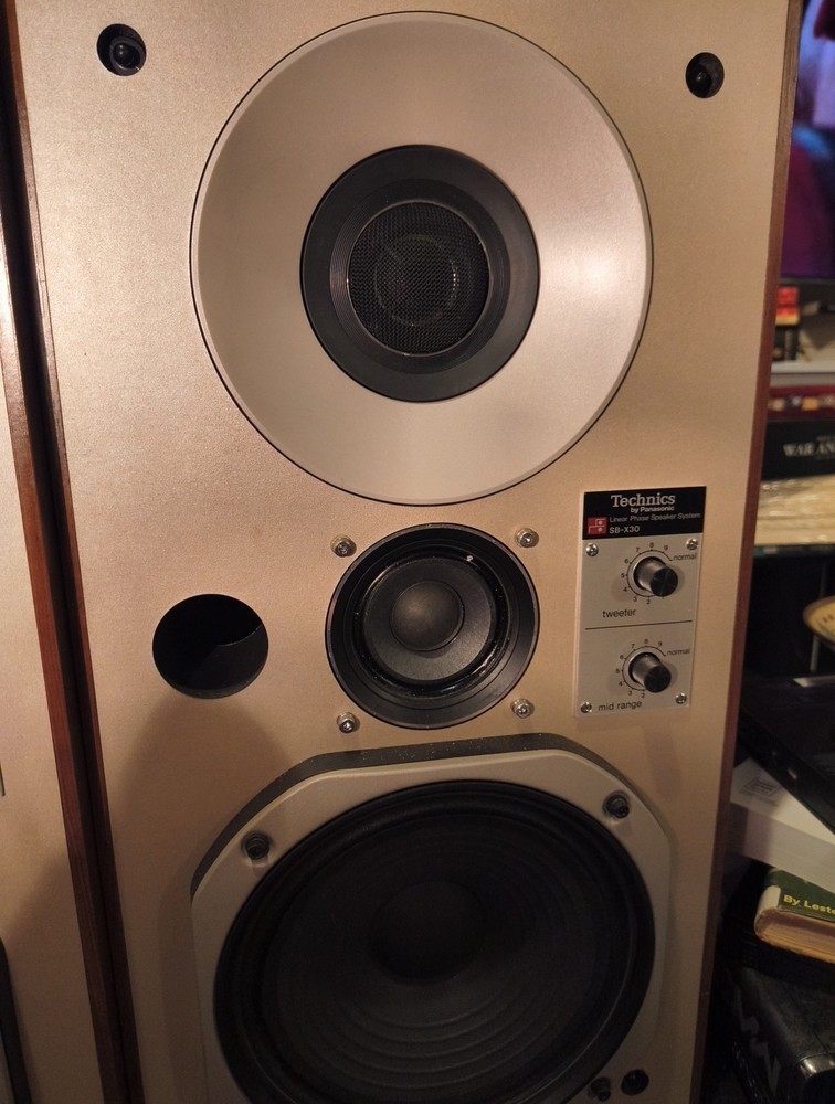 Technics SB-X30 (By Panasonic) 3 way Speaker System Nice!Free Shipping!