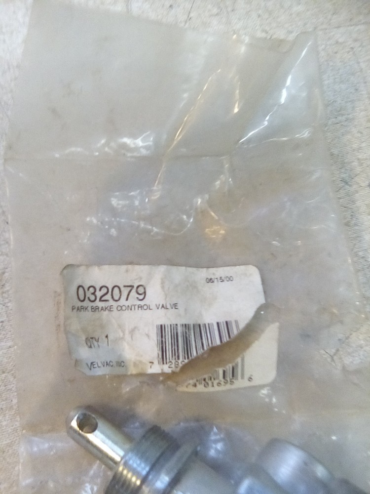 Velvac 032079 Park Brake Control Valve