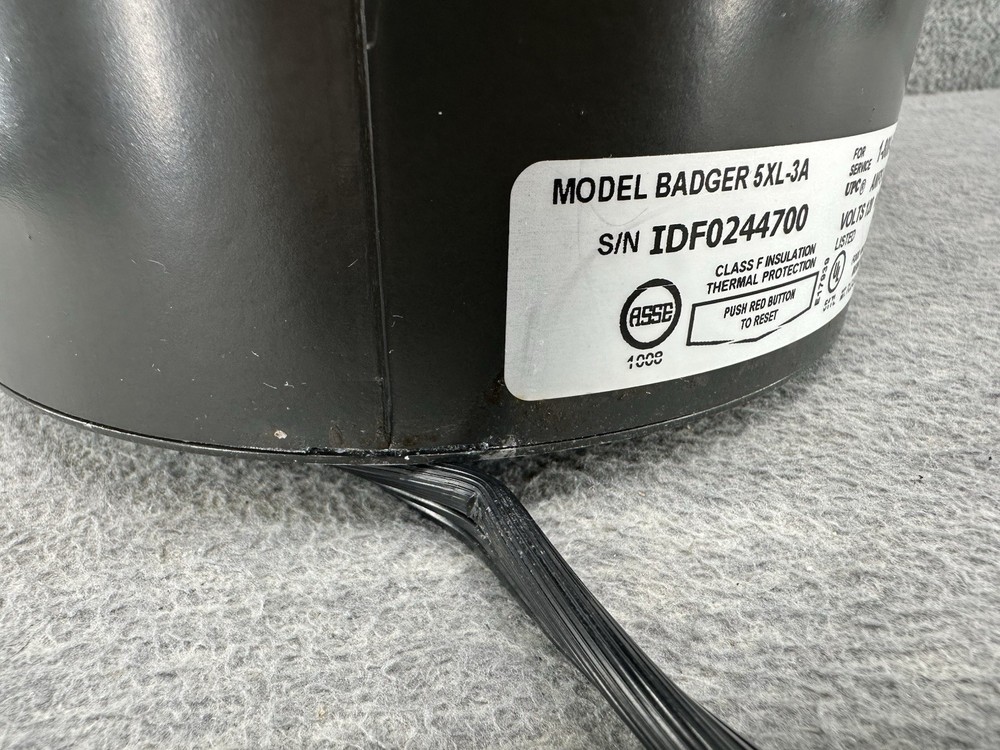 INSINKERATOR - Badger 5XL Garbage Disposal 1/2 HP