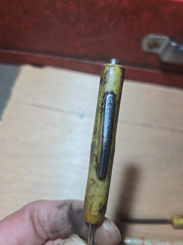 3 PC Vintage Advertisement Screwdriver Set Readytool