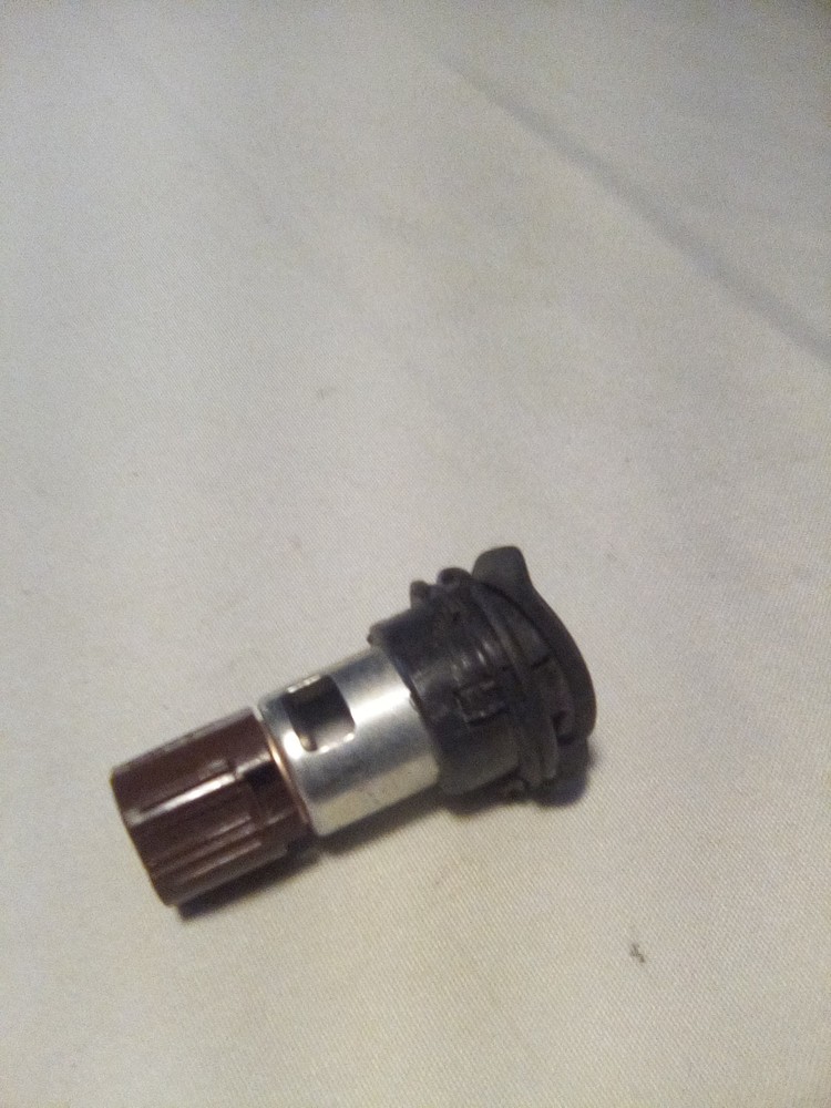 12V Lighter Socket Power Outlet