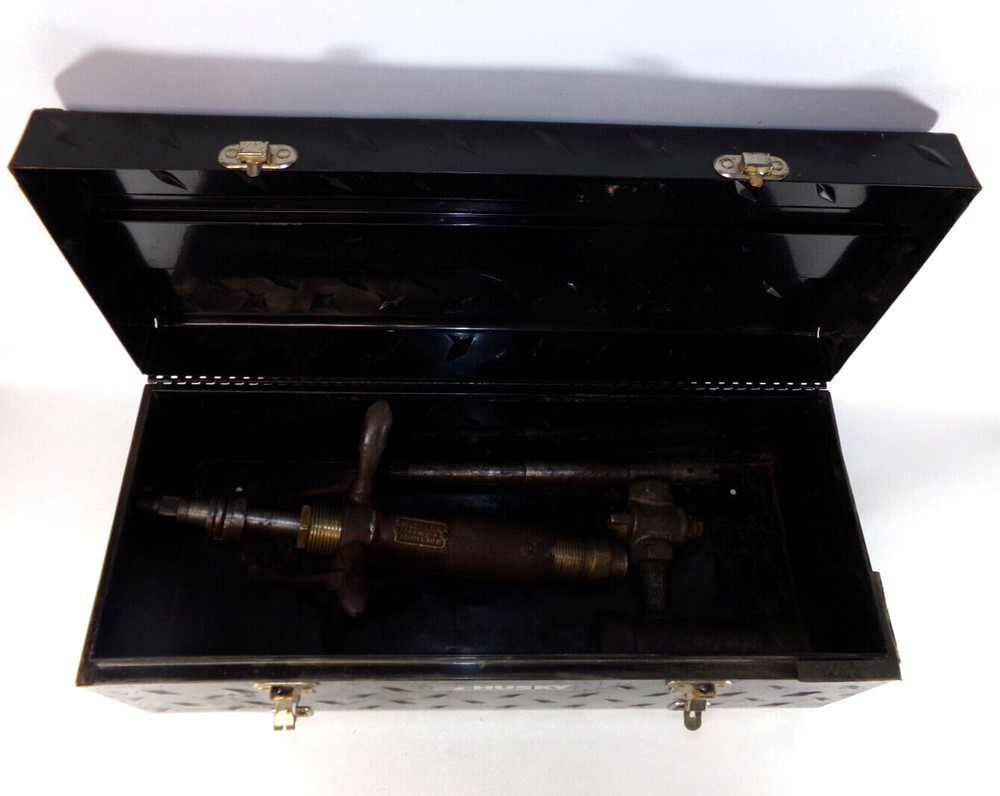 Mueller E-5 Drilling Machine, Model No. 5, w/ LubOSeal & 1-1/2" Shell Cutter