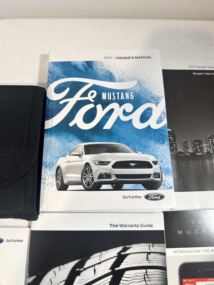 2017 Ford Mustang Owner Manual Set
