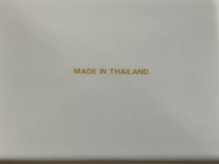 VINTAGE RETANGULAR TRINKET BOX PRAYING COMICAL ANGELS THAILAND