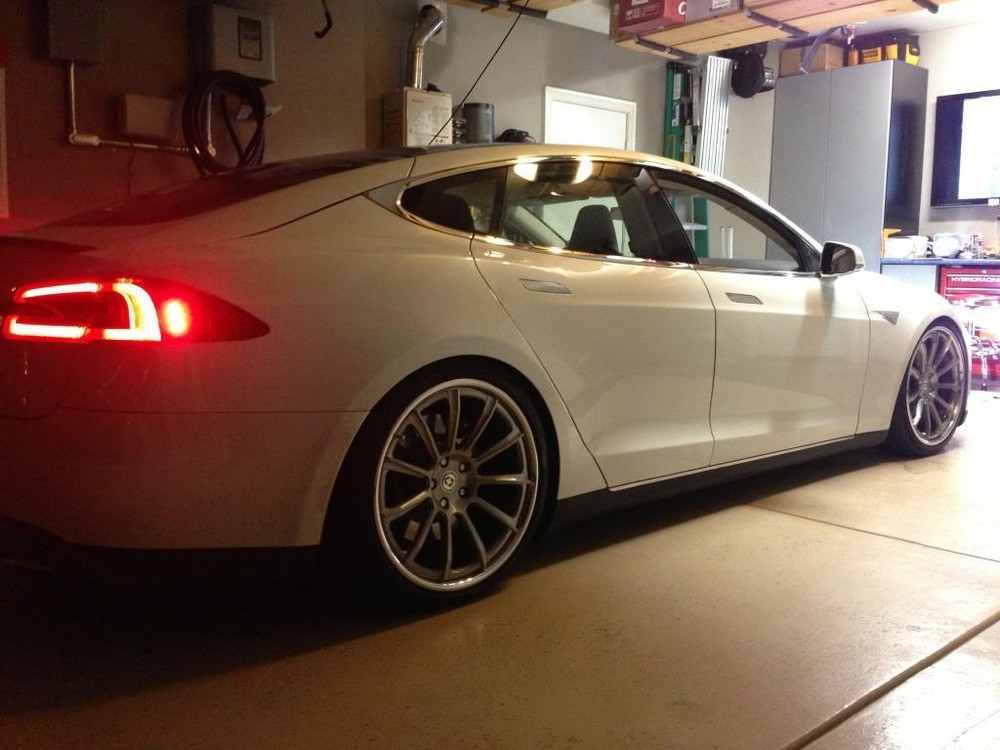 TESLA MODEL S EVOLUTION LOWERING LINKS KIT 2013 TO 2020 (PRECISION ADJUSTMENT)