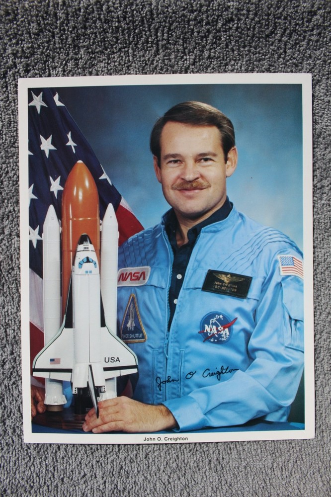 Astronaut Autograph - Space - Shuttle NASA - JOHN O. CREIGHTON - Signed