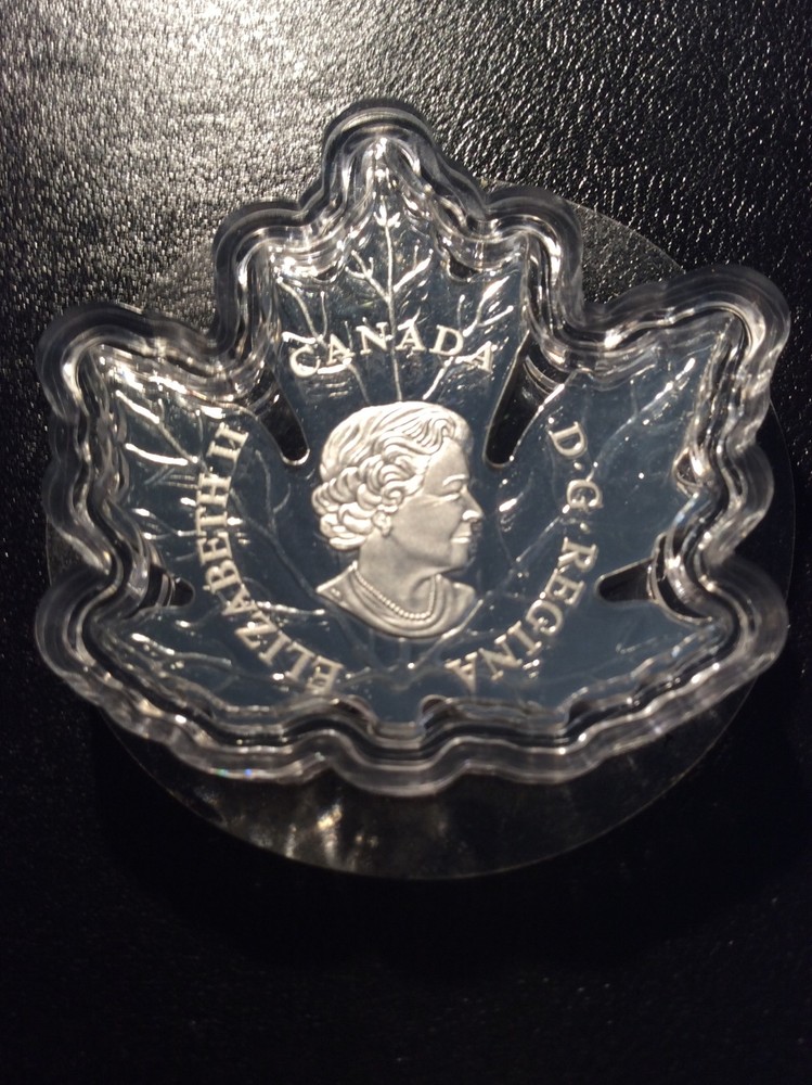 2016 CANADA $20 SILVER COLORED MAPLE LEAF SHAPE PROOF COIN (Jun22-5)