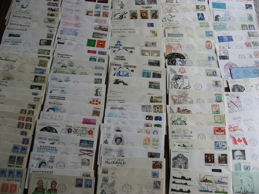 Canada 100 private FDC 1954-76 era various cachets mostly if not all different