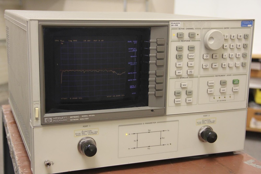 HP HEWLETT PACKARD 8722C Network Analyzer Opt 010 & 8ZE