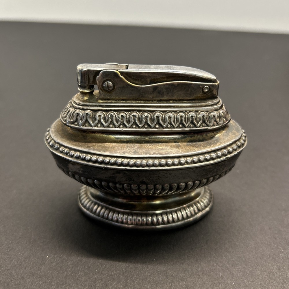 Vintage Ronson "Queen Anne" Silver Plated Table Lighter