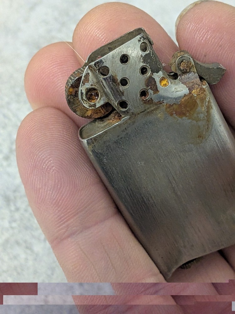 VINTAGE ZIPPO SHIPS LIGHTER MACKENZIE