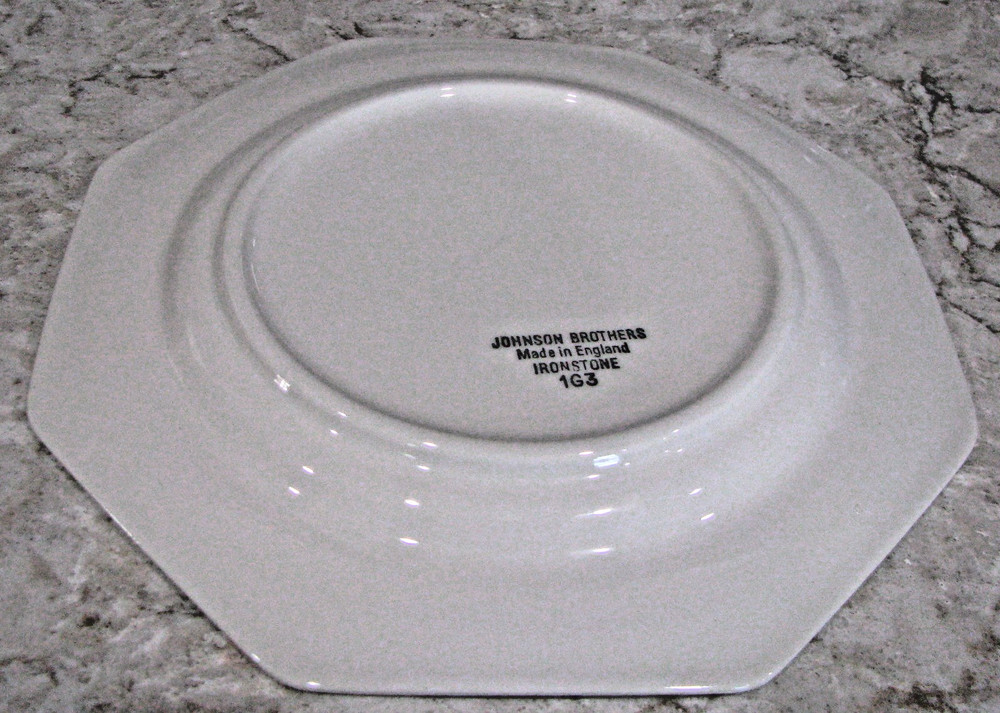 Johnson Brothers, Heritage White, Salad Plates, Octangular 7.5", Made in England