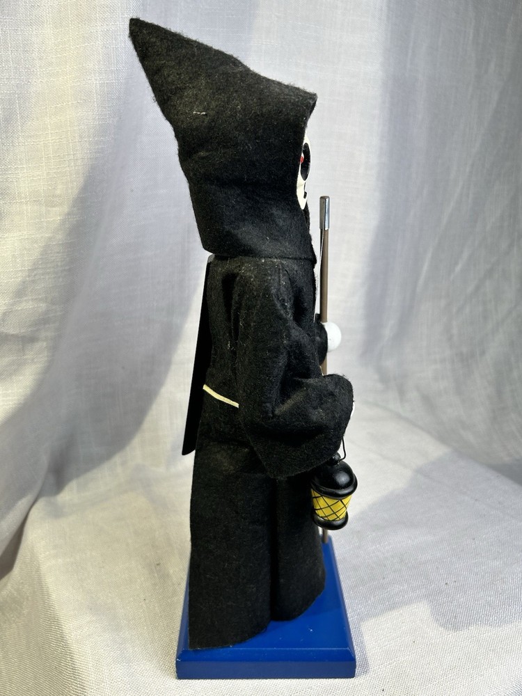 2010 Grim Reaper Skeleton 14" Nutcracker Target Limited Edition Halloween Rare