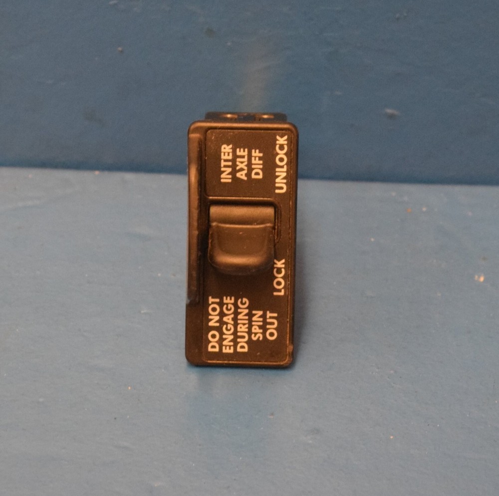 FREIGHTLINER INTER AXLE DIFFERENTIAL LOCK SLIDE SWITCH 3270-1A - 20934
