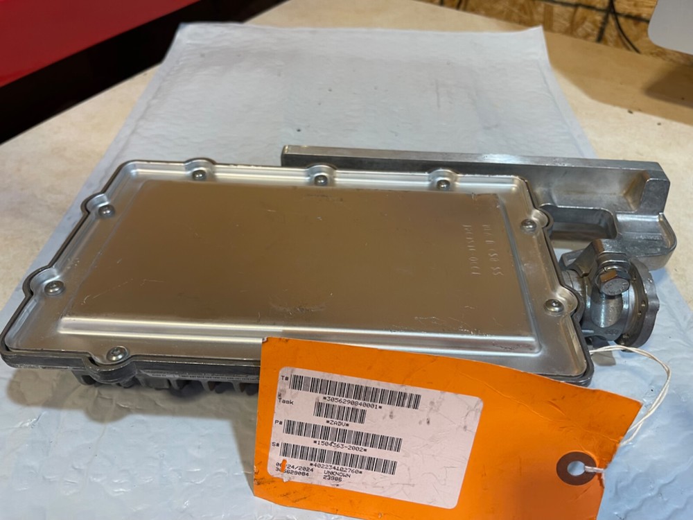 Hughes 1504363-2002 External Antenna Transmitter (S2)