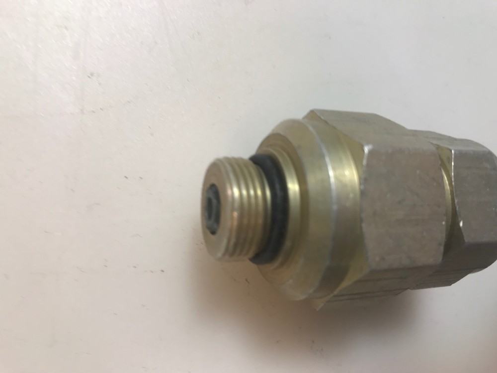 Gilbert GRS-412-B-DU-01 Connector