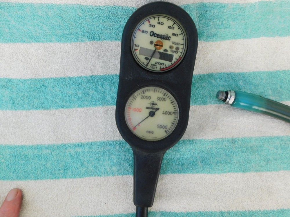 Oceanic / Beuchat  late model, ( read all details )