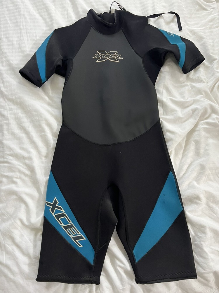XCEL  Superlite shorty wetsuit Men’s M