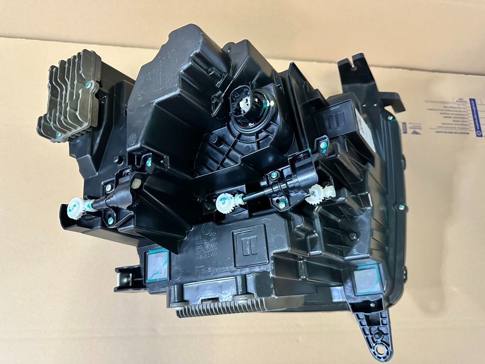 Perfect! GWM Tank 500 Left Side Headlight