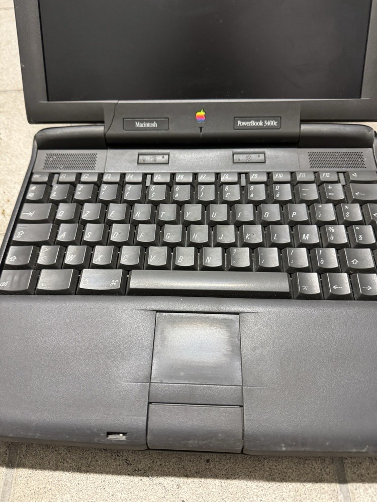 Apple Macintosh PowerBook 3400 Series