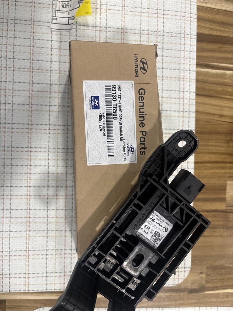 Genesis Right Front Corner Radar 99130 T6500