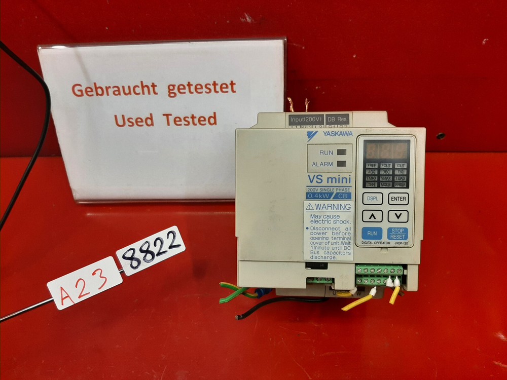 YASKAWA CIMR-XCBCB0P4 (1.1KVA)